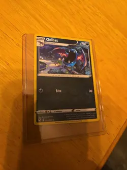 Pokemon Singles Golbat Normal Uncommon SWSH12: Silver Tempest 104/195 NM - Image 1