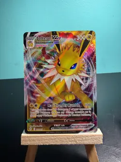 Pokemon TCG Jolteon VMAX Full Art Ultra Rare Holo Card Evolving Skies - Image 1