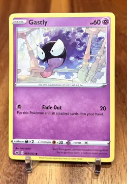 Gastly 083/202 Non Holo Sword & Shield Base Pokemon Card NM - Image 1