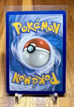 Pikachu 049/203 Non Holo Evolving Skies Pokemon Card NM - Image 2