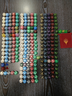 MTG, Theros Beyond Death - Lorwyn Eclipsed Dice Collection (+Dice bag) - Image 1