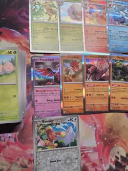 SV: Prismatic Evolutions Bulk No Duplicates 79 Commons, 21 Holos, 100 Total Card - Image 4