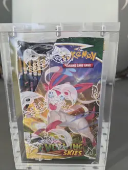 Pokemon TCG Sword & Shield Evolving Skies Booster Box Sealed with acrylic case - Image 5