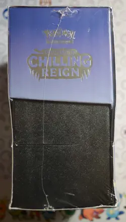 POKEMON SWORD & SHIELD CHILLING REIGN ICE RIDER ETB SEALED - Image 5