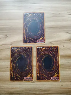 Yu-Gi-Oh! - Blue-Eyes Toon Dragon 3X - Complete Playset - Image 3