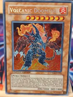 Vulkanisches Verdammnis Volcanic Doomfire CT04-EN004 Secret Rare EN EX YUGIOH - Image 1