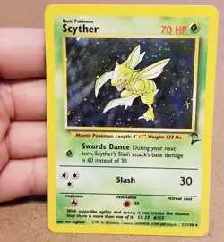 Pokemon TCG Scyther 17/130 ☆ Rare HOLO Base Set 2 Vintage NM/LP - Image 1