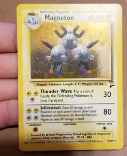 Pokemon TCG Magneton 9/130 ☆ Holo Rare Base Set 2 Vintage NM/LP - Image 2