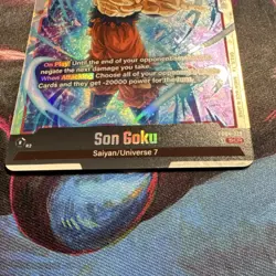 Dragon Ball Super Son Goku FB04-129 SCR Battle Card Full Art Holo 40000 Power - Image 3