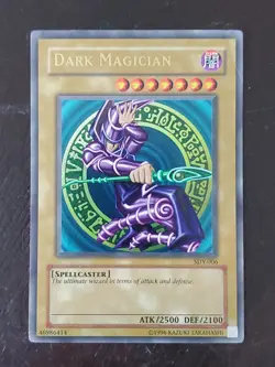 Yugioh Dark Magician SDY-006 Unlimited Ultra Rare Slight Creasing - Image 1