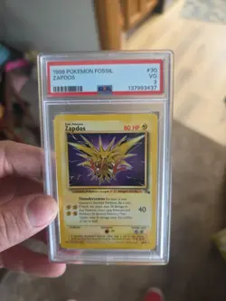 1999 Zapdos Fossil Holo 15/62 Rare Vintage Pokemon Card MP Condition - Image 1