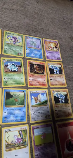 Pokemon TCG Vintage Wotc Bulk Lot around 57 cards LP-Damaged Read Description - Image 4