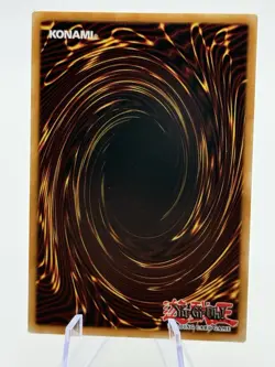 Blue-Eyes White Dragon RP01-EN001 Retro Pack (2020 Date Reprint) Unlimited - Image 2