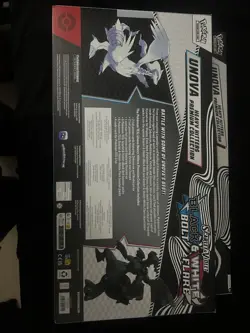 Pokemon TCG Scarlet & Violet Heavy Hitters Premium Collection - Image 2