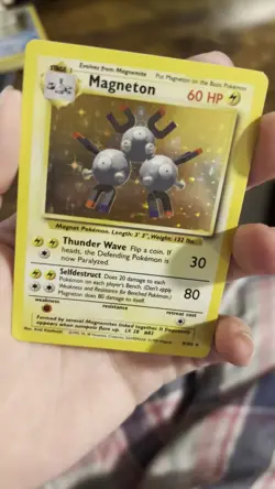 Pokemon Magneton 009/102 Base Set Holo Vintage LP WOTC - Image 2