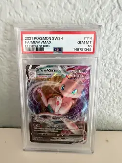 Mew Vmax Pokemon Sword & Shield Fusion Strike 114 NM PSA 10 - Image 1