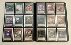 Yugioh 9 Foil/250 Card Binder Lot Dark Magician Blue-Eyes Red-Eyes Konami - Image 5