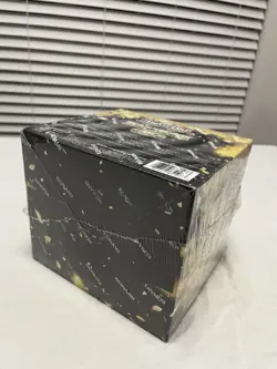 YuGiOh Maximum Gold Sealed Display Box (5 mini Boxes) 4 Packs Per Mini Box - Image 4