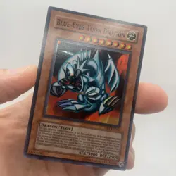 Yugioh card Blue-Eyes Toon Dragon DB1-EN066 Super Rare - Image 2