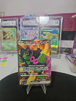 Okidogi ex 082/064 Sv: Shrouded Fable Holo Pokemon Tcg - Image 1