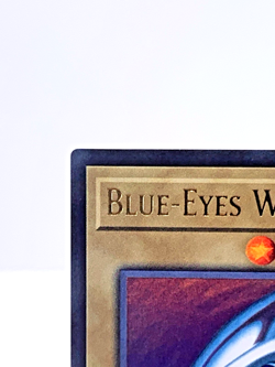 Yu-Gi-Oh! Blue-Eyes White Dragon (Version 2) ULTRA RARE LCKC-EN001 (2020) - Image 2
