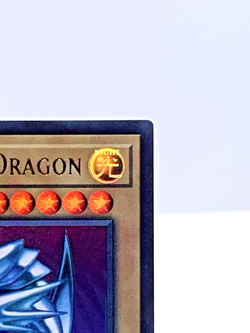 Yu-Gi-Oh! Blue-Eyes White Dragon (Version 2) ULTRA RARE LCKC-EN001 (2020) - Image 3