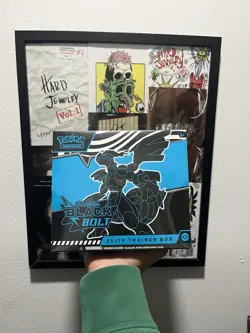 Pokemon TCG - Black Bolt Elite Trainer Box - Image 1