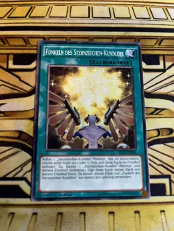 Yugioh Funkeln des Sternzeichen-Kundlers SECE-DE055 Common - Image 1