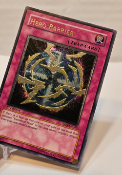 ULTIMATE Rare Hero Barrier EEN-EN049 1st Edition Yugioh 889 - Image 4