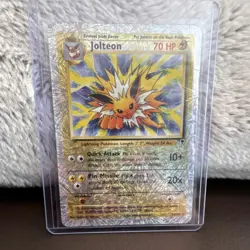 Pokemon Nintendo Jolteon Legendary Collection 14/110 Reverse Holo Rare 70 HP - Image 3
