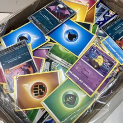 Unsorted Pokemon TCG Common, Uncommon and Rare Trading Cards (2000 Plus Cards) 2 - Image 5