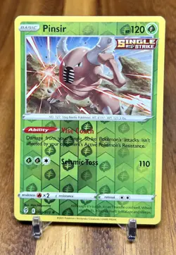 Pinsir 001/203 Reverse Holo Evolving Skies Pokemon Card NM - Image 1