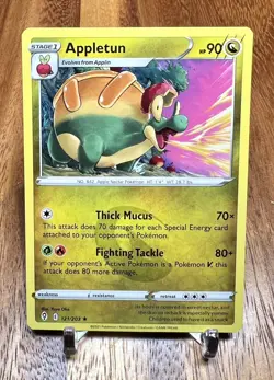 Appletun 121/203 Rare Non Holo Evolving Skies Pokemon Card NM - Image 1