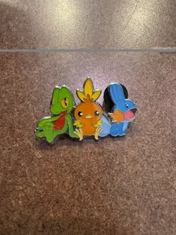 Pokemon TCG Official 2014 Hoenn Starters Pin - Treeko, Torchic, And Mudkip - Image 1