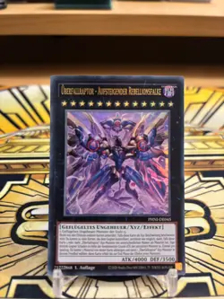 Yugioh Uberfallraptor - Aufsteigender Rebellionsfalke PHNI-DE045 Ultra Rare - Image 1
