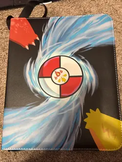 POKEMON CARD BINDER 9 POCKET, FITS 900 CARDS - Image 1