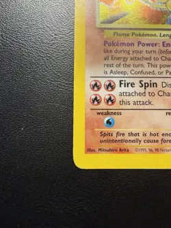 HP Charizard 4/102 Base Set Unlimited Holo Rare Wizards of the Coast Pokemon TCG - Image 5