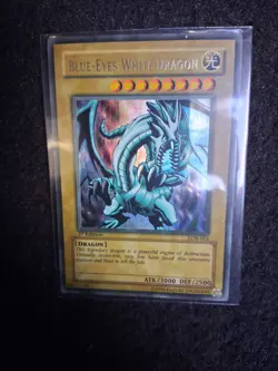 Yu-Gi-Oh Blue-Eyes White Dragon 1996 1st Edition LOB-001 Ungraded - Image 2
