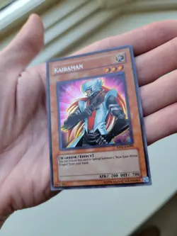 Yu-Gi-Oh! Kaibaman 1996 RP01-EN095 Retro Pack 1 Secret RARE First Print KAIBA - Image 2