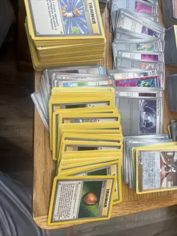 Pokemon Bulk Cards - Pokemon TCG Bulk Lots of 1000 Trainers ,includes Vintage - Image 2