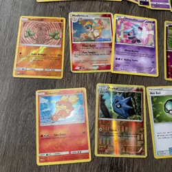 Pokemon - 34 card mix lot 2016-2019 - Image 4