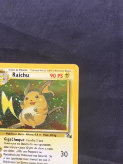 Pokemon Cards: PORTUGUESE 1st Edition Fossil Rare Holo: Raichu 14/62 - Image 4
