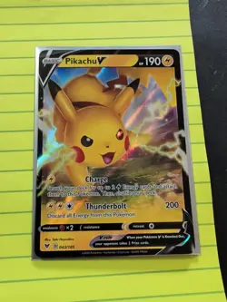 2020 Pokemon SWSH Pikachu Vivid Voltage #043/185 Holo Ultra Rare - Image 1