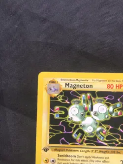 Pokemon Cards: Fossil 1st Edition Rare: Magneton 26/62 - Image 2