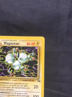Pokemon Cards: Fossil 1st Edition Rare: Magneton 26/62 - Image 3