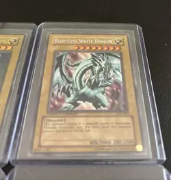 Yu-Gi-Oh Vintage Card Lot Blue Eyes White Dragon/ Dark Magician/ Summon Skull + - Image 3