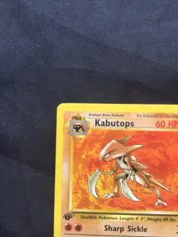 Pokemon Cards: Fossil 1st Edition Rare: Kabutops 24/62 - Image 2