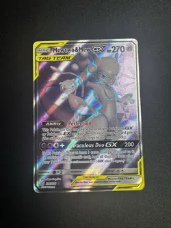 2019 Pokemon Sun and Moon Unified Minds #222 Mewtwo & Mew GX Full Art & rainbow - Image 3