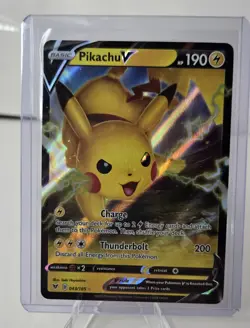 ​2020 Pokemon Vivid Voltage Pikachu V #043/185 Ultra Rare NM TCG - Image 1