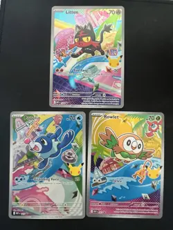 Rowlet, Litten & Popplio First Partner Illustration Collection Promo Set Pokemon - Image 1